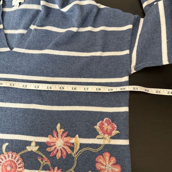 J Jill Sweater Sz XS Petite Blue Striped V Neck Embroidered Hooded Oversized - Picture 13 of 14